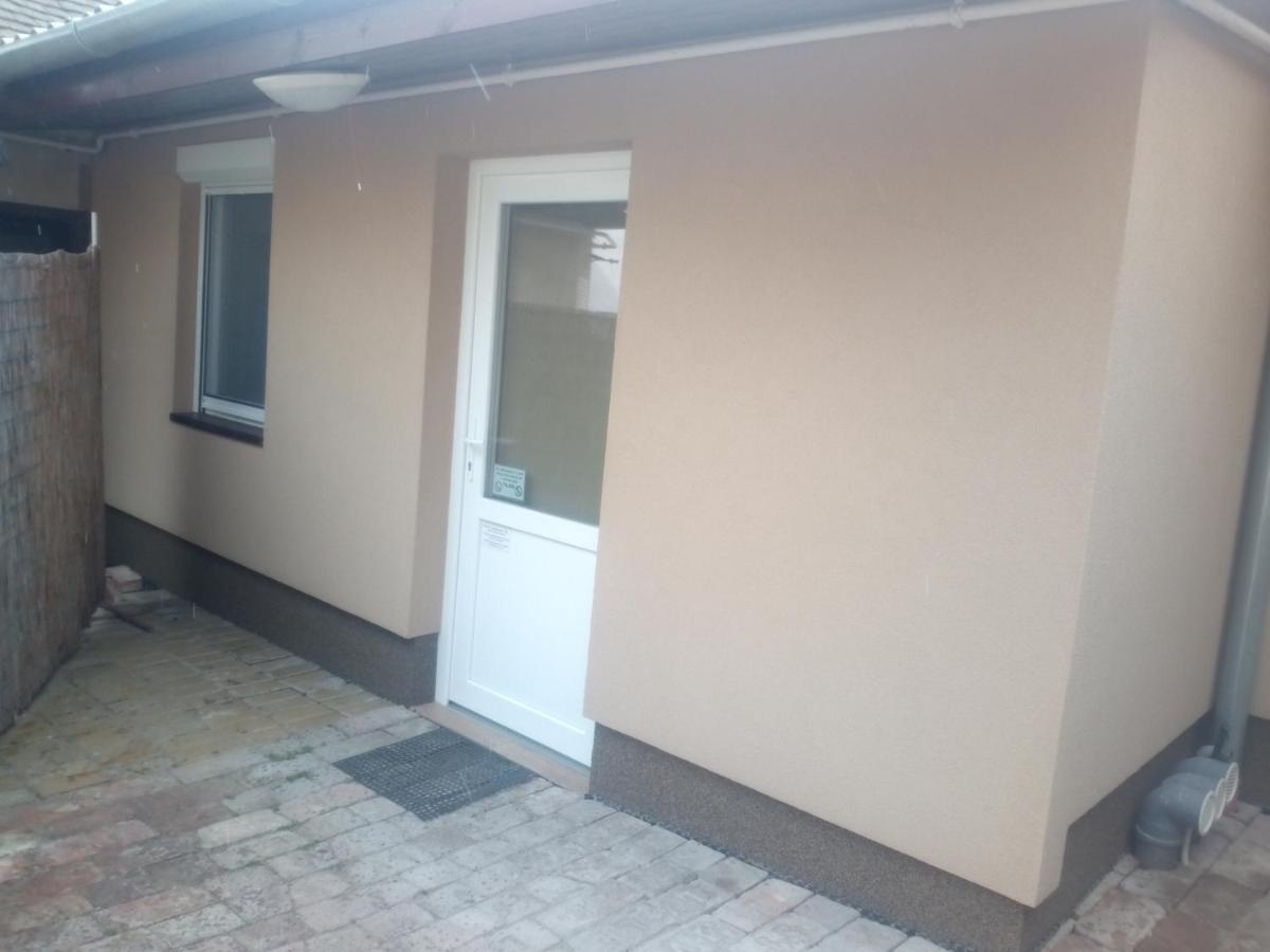 Start Apartmanok Pécs Exterior foto